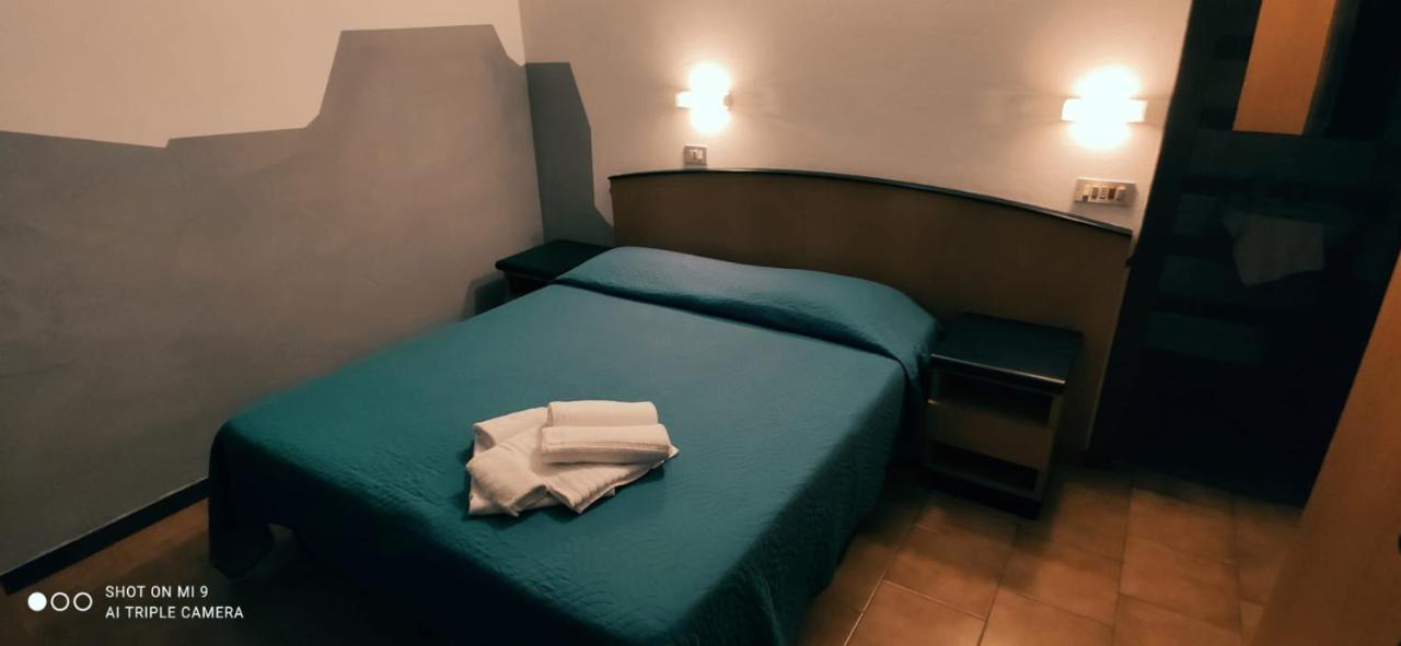Hotel Orlov Rimini Ngoại thất bức ảnh