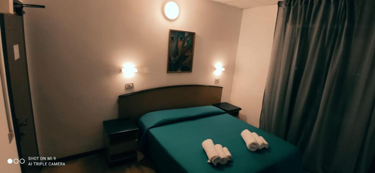 Hotel Orlov Rimini Ngoại thất bức ảnh