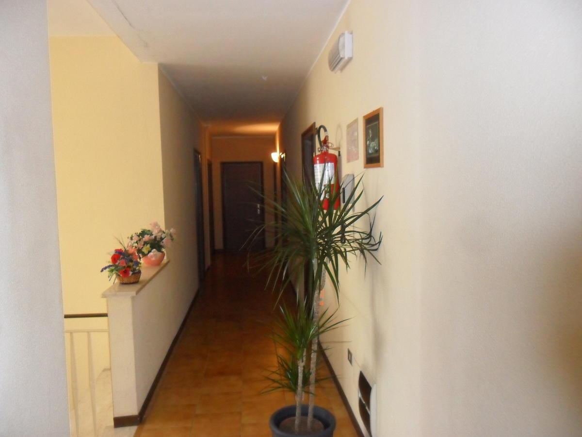 Hotel Orlov Rimini Ngoại thất bức ảnh