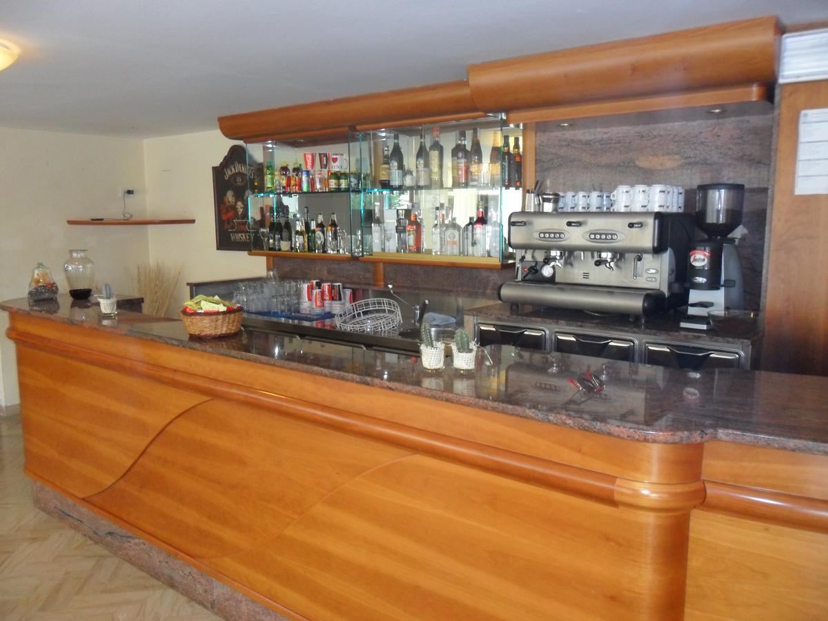 Hotel Orlov Rimini Ngoại thất bức ảnh